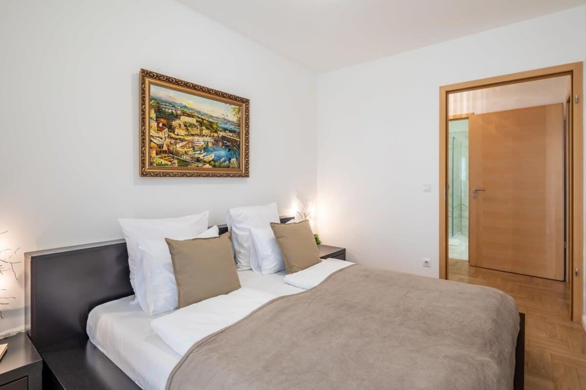 Apartamento Homey With Ac And Balcony