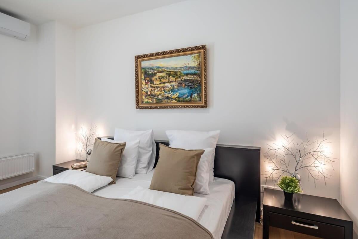Homey With Ac And Balcony Apartamento Budapeste